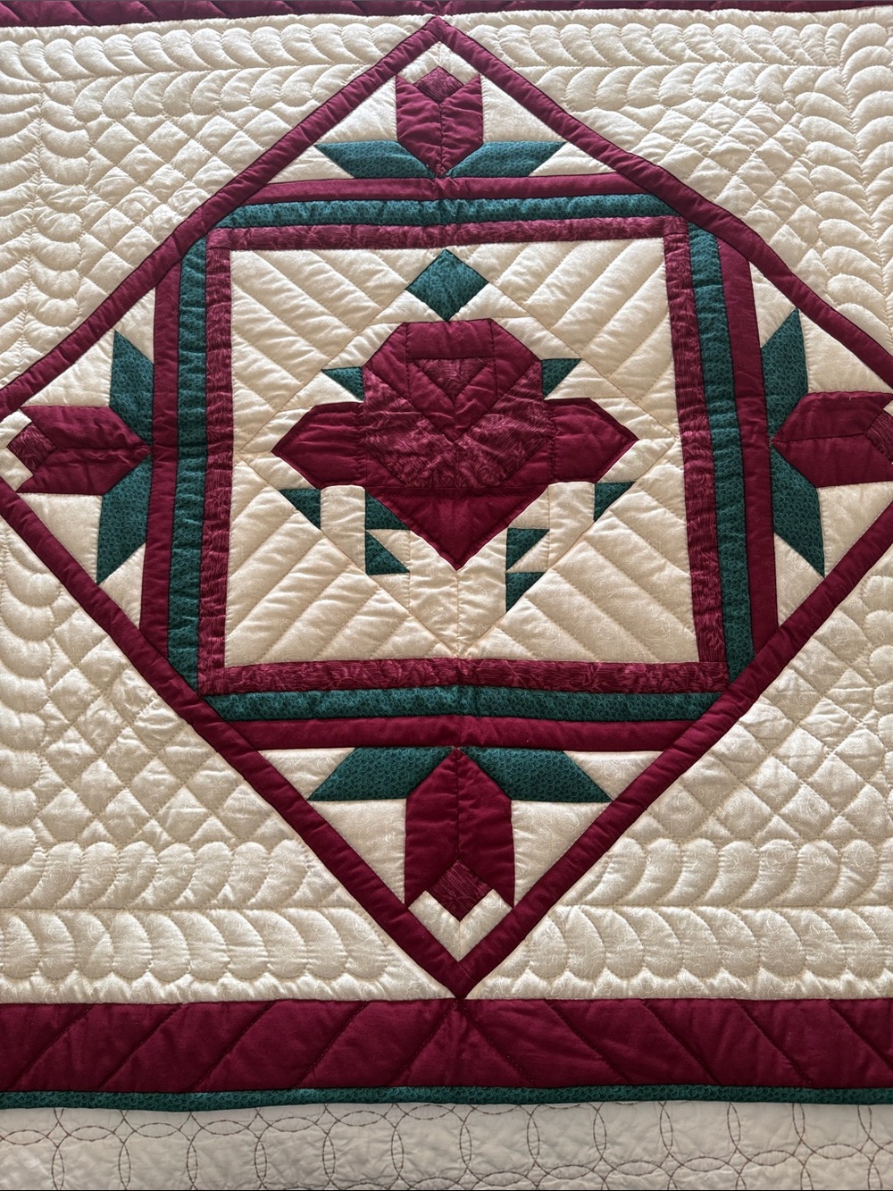 Authentic Amish Hand-stitched Quilted Wall Hanging - Cream, Burgundy & Green